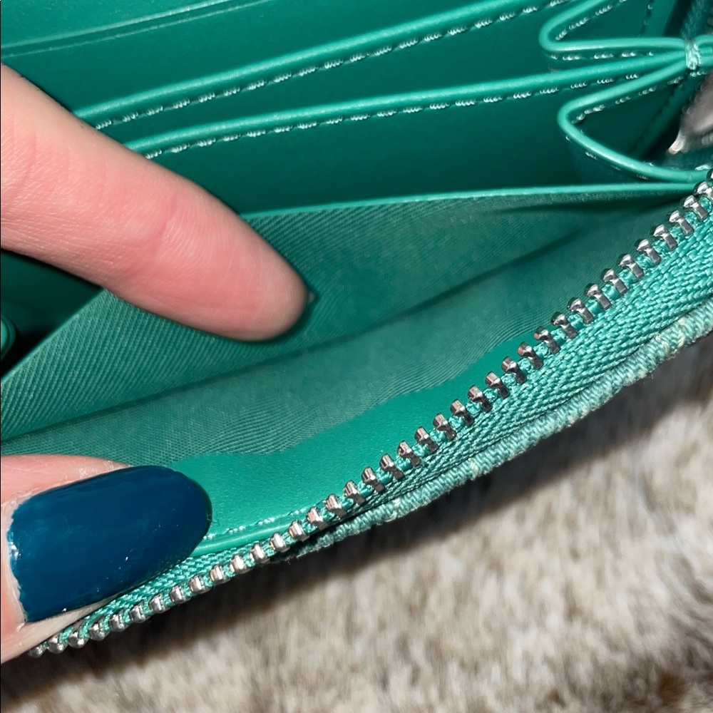 Coach Essential Small Quilted Zip Around Card Case - Picture 11 of 13